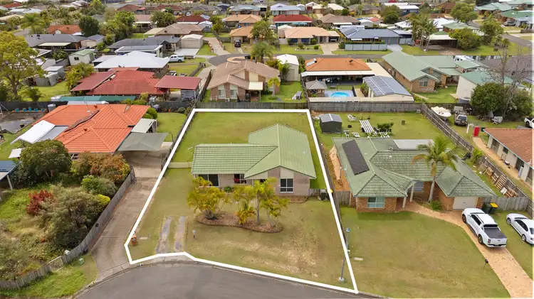 7 King Richard Court, Urangan QLD 4655
