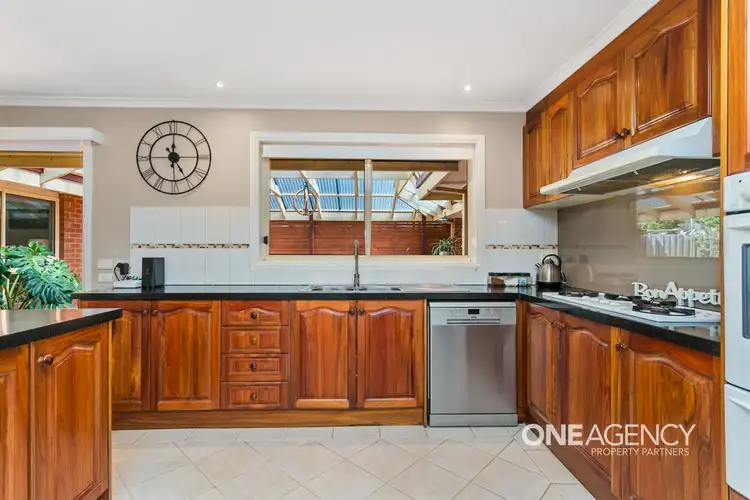 Fourth view of Homely house listing, 15 Samuel Evans Court, Seabrook VIC 3028