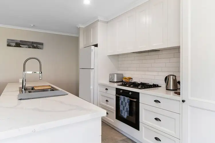 Sixth view of Homely house listing, 10 McDonald Street, Skye VIC 3977