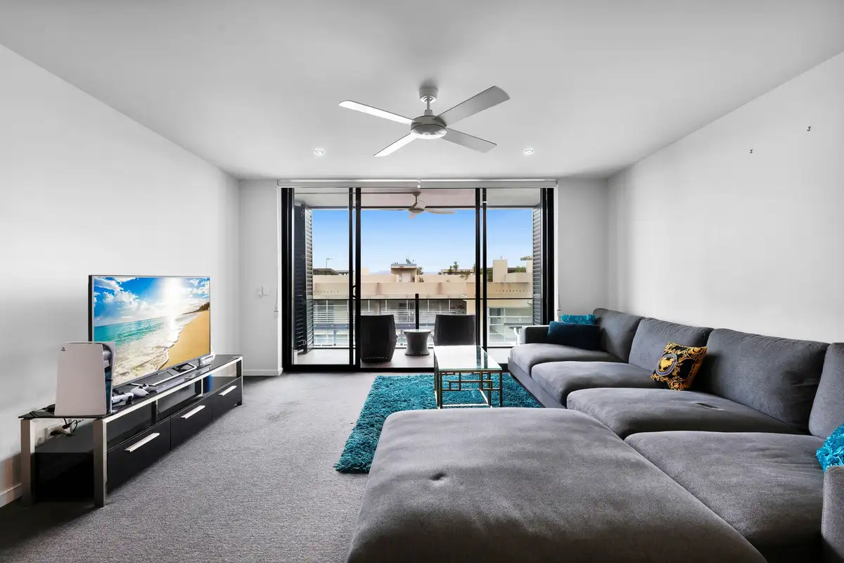 Main view of Homely unit listing, 118/1930 Gold Coast Highway, Miami QLD 4220