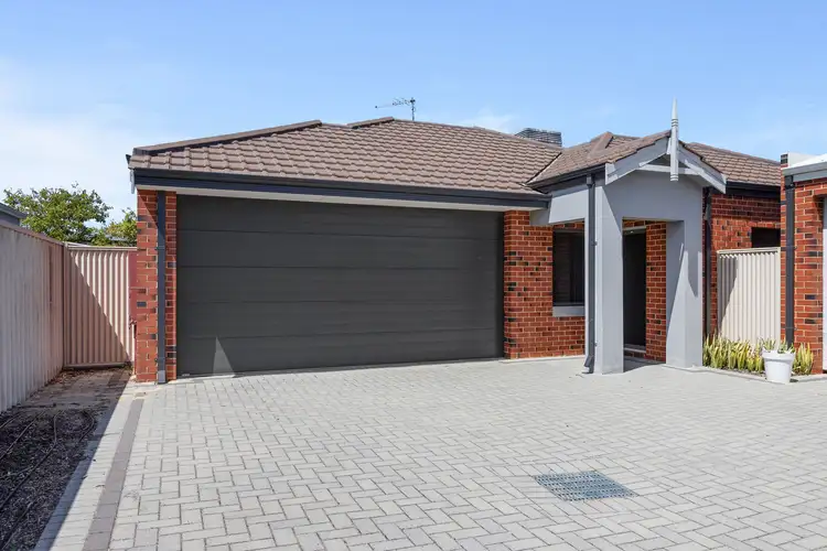 3/8 Seaspray Place, Waikiki WA 6169