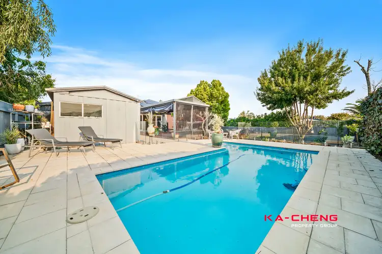 12 Mirador Road, Morley WA 6062