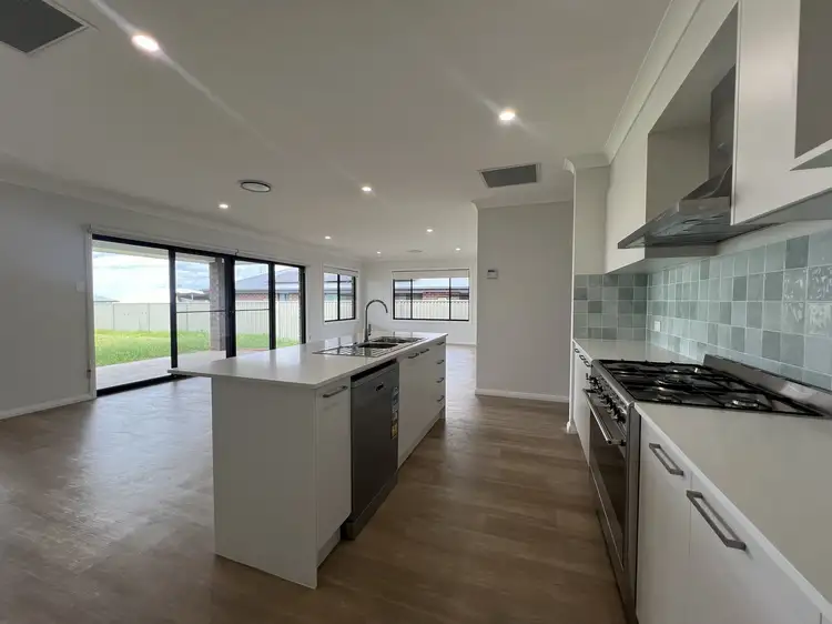 Second view of Homely house listing, 8 Kirkwood Place, Dubbo NSW 2830