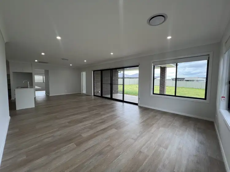 Fifth view of Homely house listing, 8 Kirkwood Place, Dubbo NSW 2830