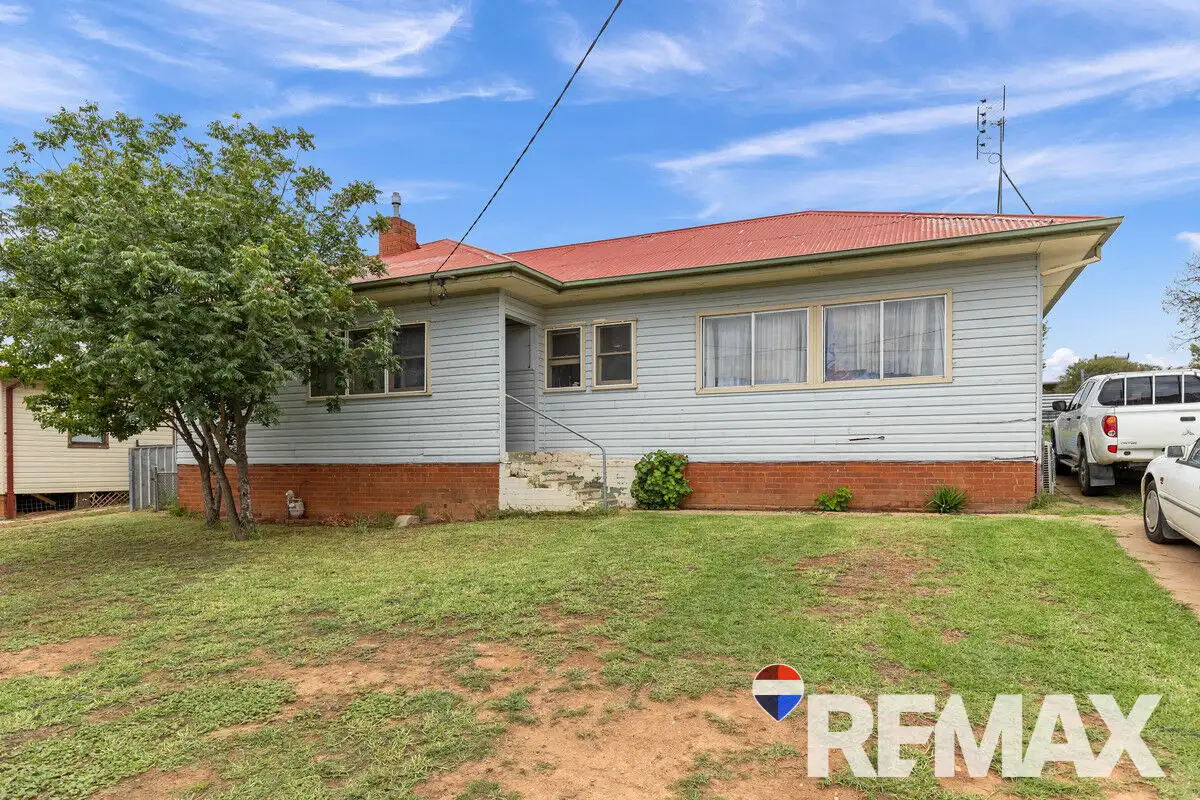 Main view of Homely house listing, 17 Robert Street, Junee NSW 2663