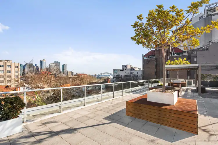 91-93 Macleay Street