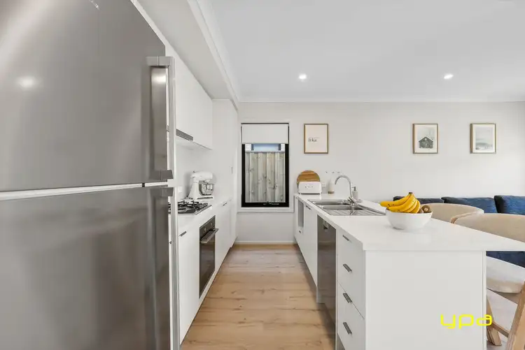 Fourth view of Homely townhouse listing, 8 Sicily Road, Clyde VIC 3978