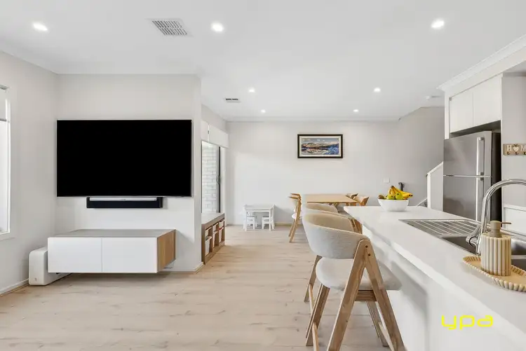 Fifth view of Homely townhouse listing, 8 Sicily Road, Clyde VIC 3978
