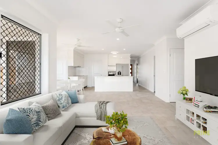 Second view of Homely house listing, 33 Canecutter Court, Kawungan QLD 4655