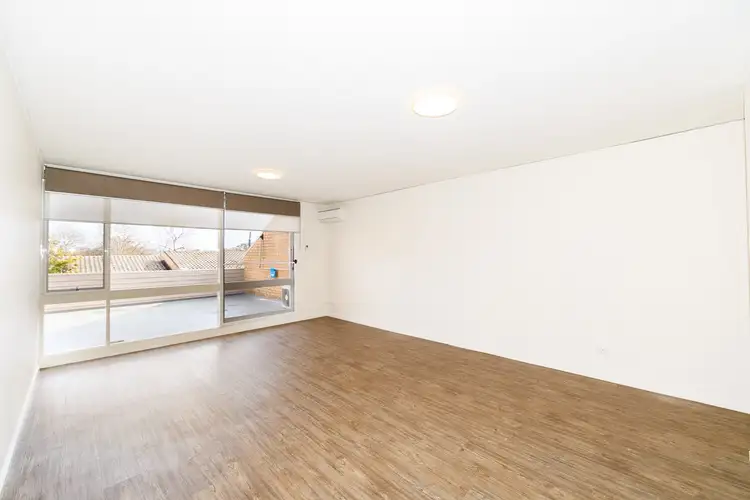 Sixth view of Homely apartment listing, 6/5 Garran Place, Garran ACT 2605