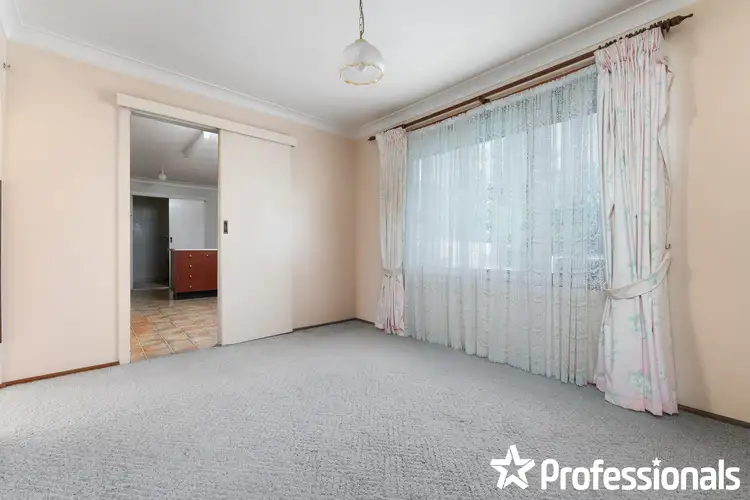 Fifth view of Homely house listing, 7 Tareena Avenue, Kelso NSW 2795