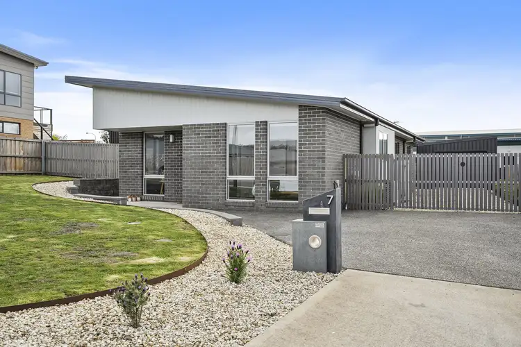 7 Kingsgate Circle, Huntingfield TAS 7055