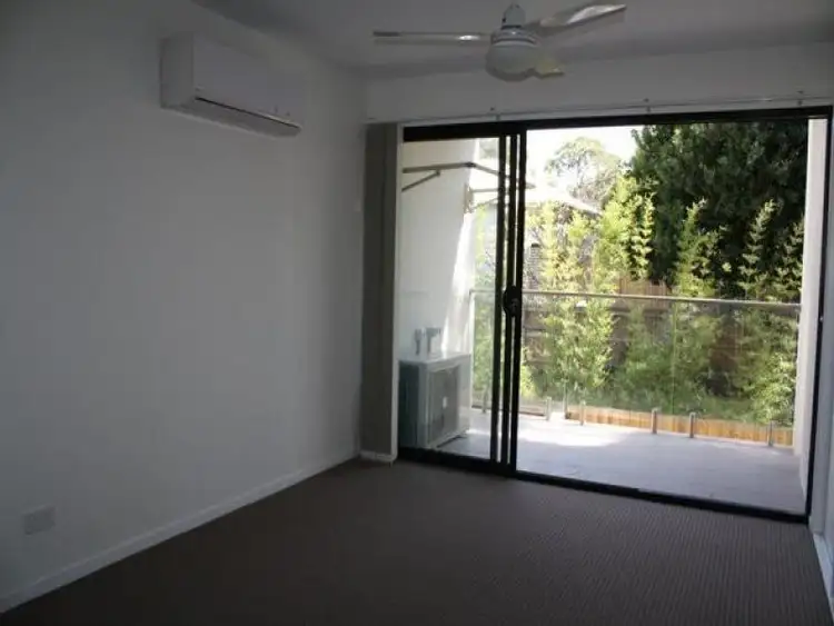 Seventh view of Homely apartment listing, 17/21 Fenton Street, Fairfield QLD 4103