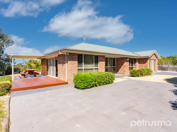 131 Carlton Beach Road, Dodges Ferry TAS 7173