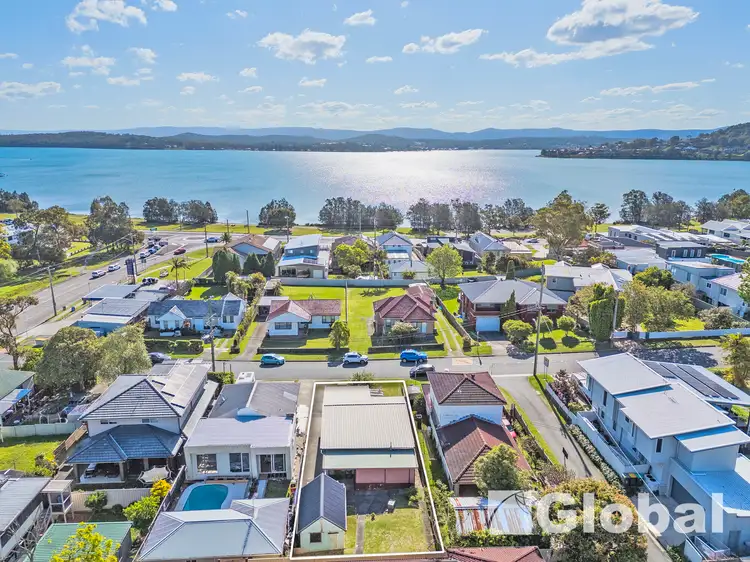 12 Jones Avenue, Warners Bay NSW 2282