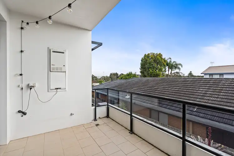 Sixth view of Homely unit listing, 4/72 Lakeside Parade, The Entrance NSW 2261