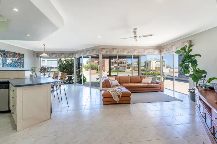 Fifth view of Homely house listing, 2/4 Barry Street, Mandurah WA 6210