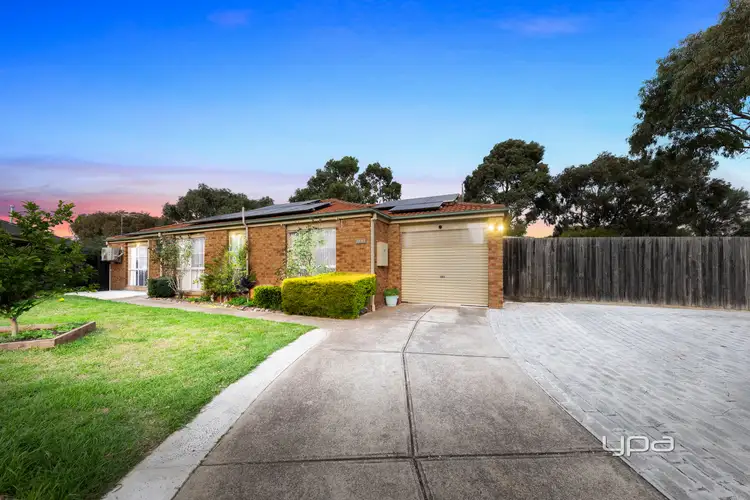 2/53 Dundee Way, Sydenham VIC 3037