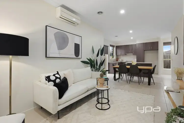 Fifth view of Homely house listing, 2 Pavleka Street, Hillside VIC 3037