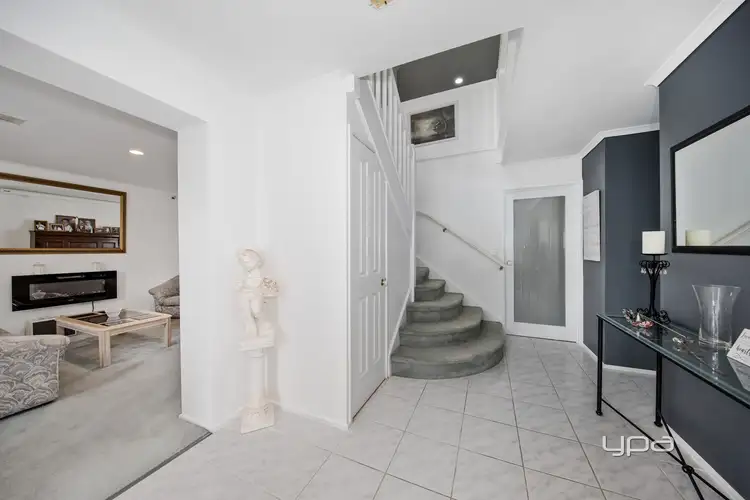 Fifth view of Homely house listing, 12 Diamond Court, Hillside VIC 3037