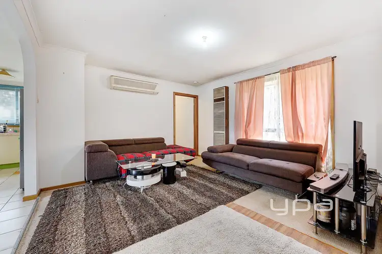 Fourth view of Homely unit listing, 1/2 Tennyson Drive, Delahey VIC 3037