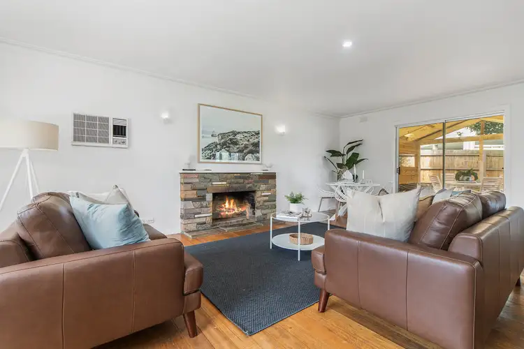 Second view of Homely house listing, 17 Malcolm Court, Frankston VIC 3199