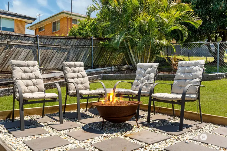 Fifth view of Homely house listing, 18 Cresthaven Drive, Mansfield QLD 4122