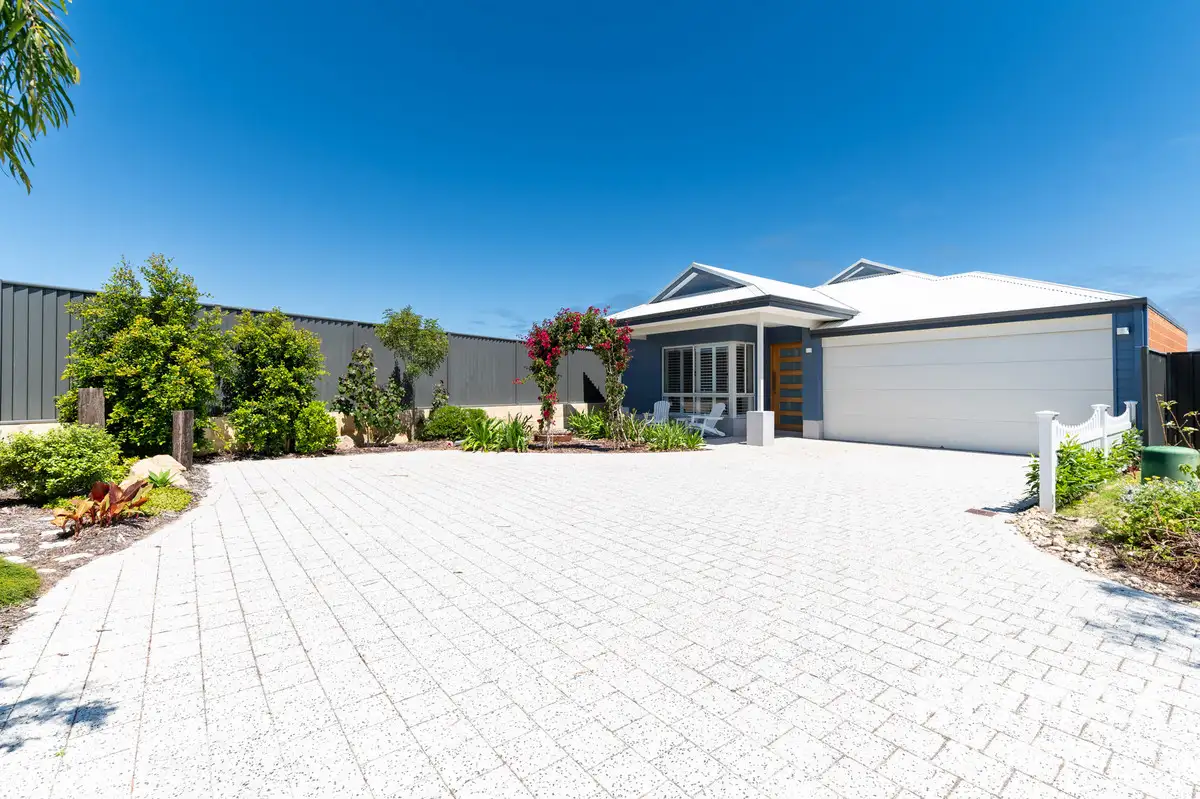 Main view of Homely house listing, 10 Koma Lane, Jindalee WA 6036