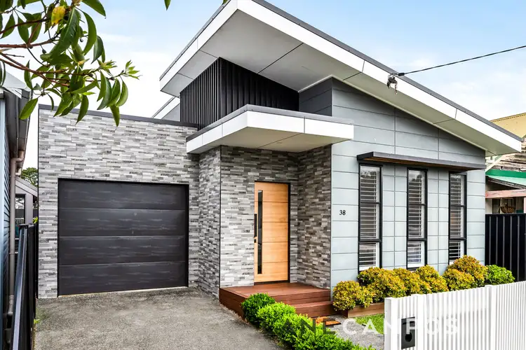 38 Nile Street, Mayfield NSW 2304