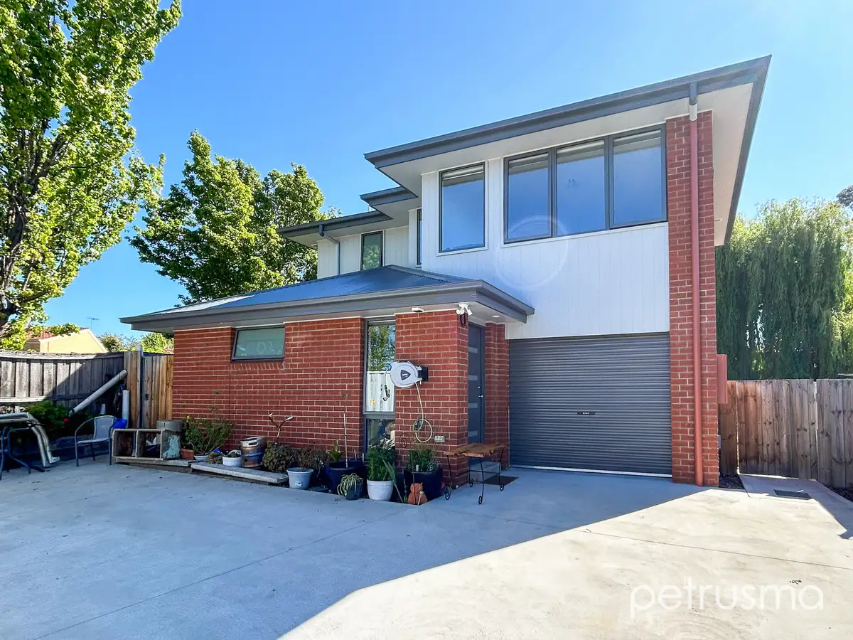 Main view of Homely unit listing, 2/374 Park Street, New Town TAS 7008