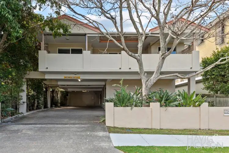 2/16 London Street, Nundah QLD 4012