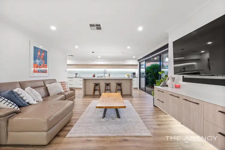 Second view of Homely house listing, 7B Somerset Rise, Kardinya WA 6163