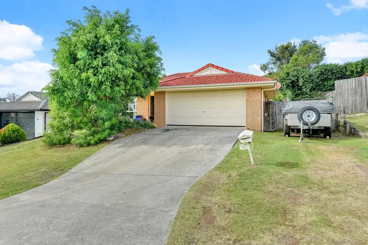 17 Burrawang Street