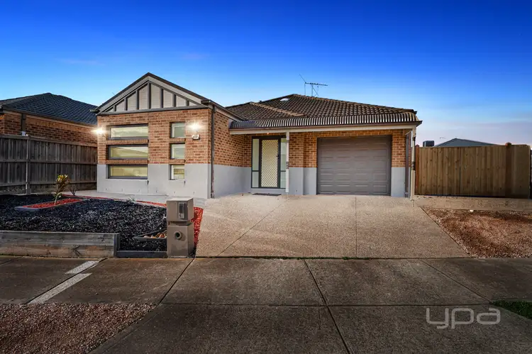 2/1 Willow Court, Harkness VIC 3337