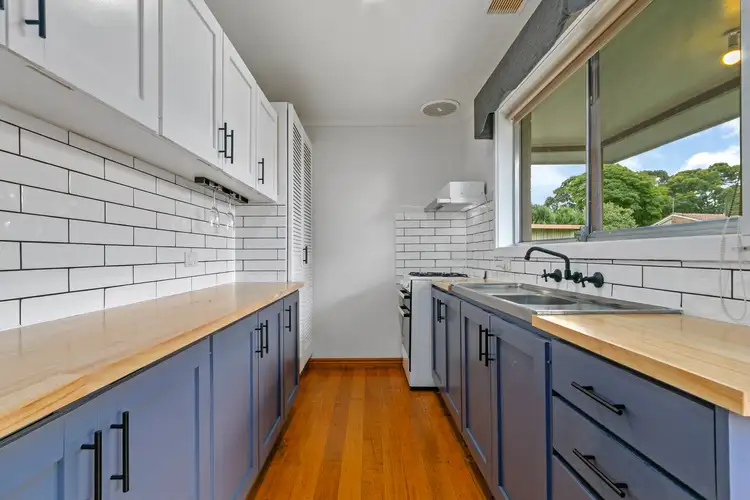 Fourth view of Homely house listing, 5 Lions Court, Sale VIC 3850