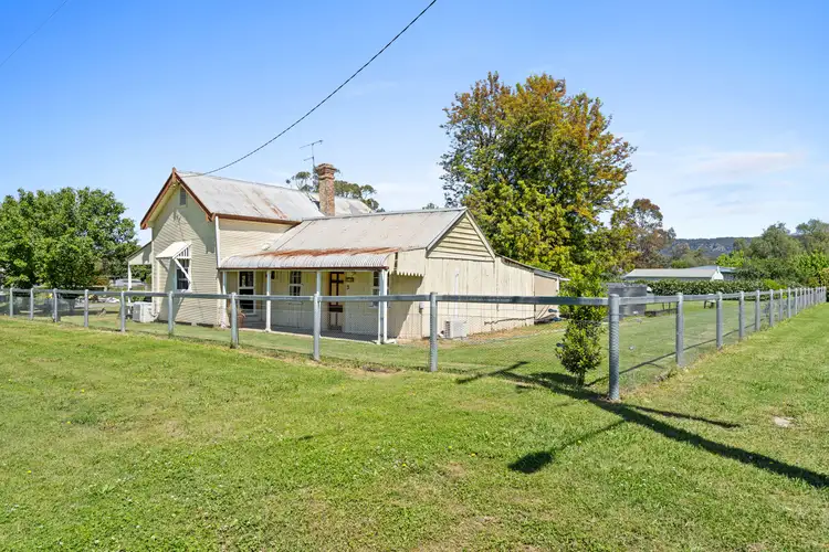 1 Vernon Street, Wingen NSW 2337