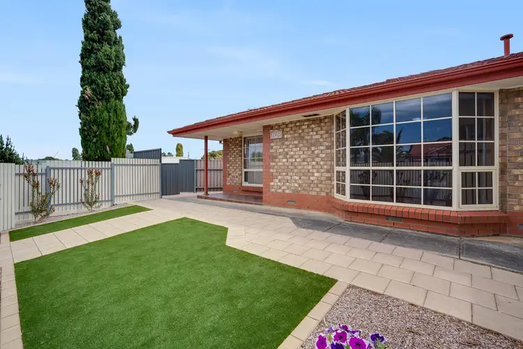 1/4 Whitmore Street, Redwood Park SA 5097