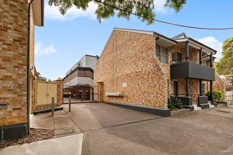 10/22 Donald Street, Hamilton NSW 2303