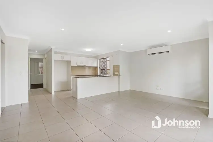 Sixth view of Homely unit listing, 3/4 Ravensbourne Circuit, Waterford QLD 4133