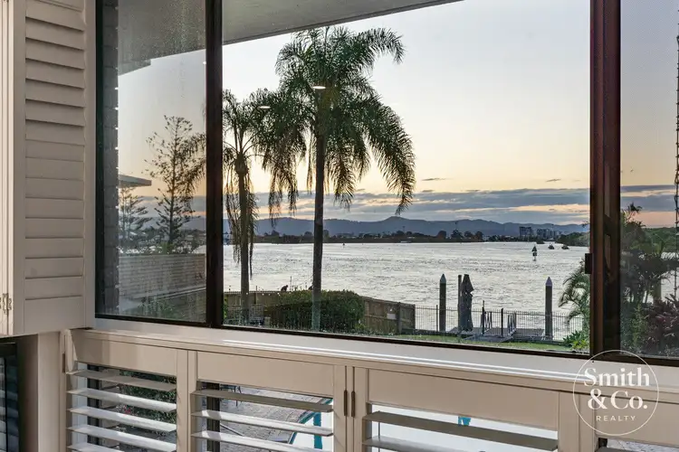 3/8 Paradise Parade, Paradise Point QLD 4216