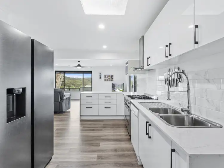 Second view of Homely house listing, 40 Ridgevale Drive, Helensvale QLD 4212