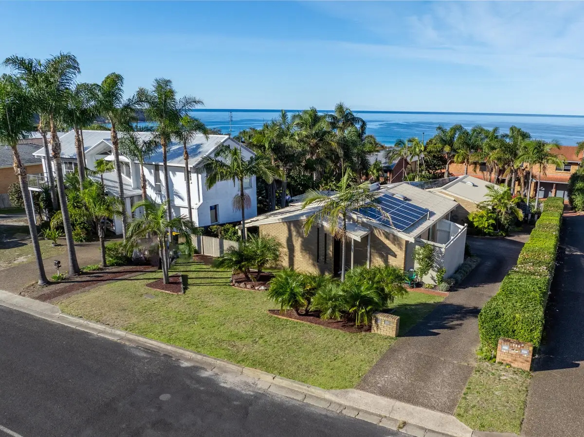 Main view of Homely townhouse listing, 1/160 Pacific Way, Tura Beach NSW 2548