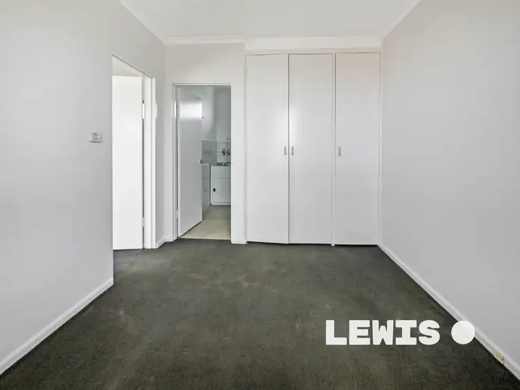 Fifth view of Homely apartment listing, 8/16 De Carle Street, Brunswick VIC 3056
