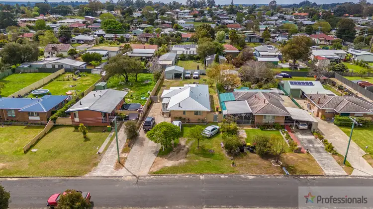Second view of Homely house listing, 14 Lintott Street, Manjimup WA 6258