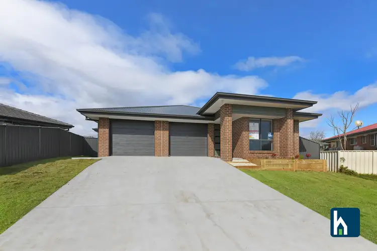 Main view of Homely unit listing, 2/6 Mitchell Place, Gunnedah NSW 2380