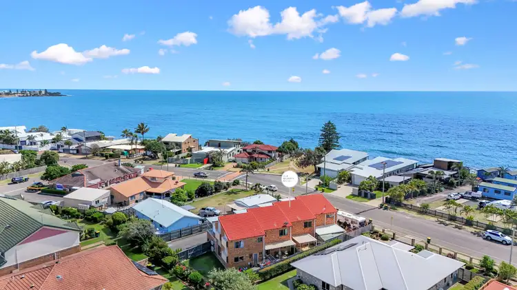 2/108 Woongarra Scenic Drive, Bargara QLD 4670