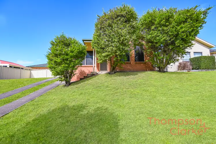 1/2 Stanton Drive, Raworth NSW 2321