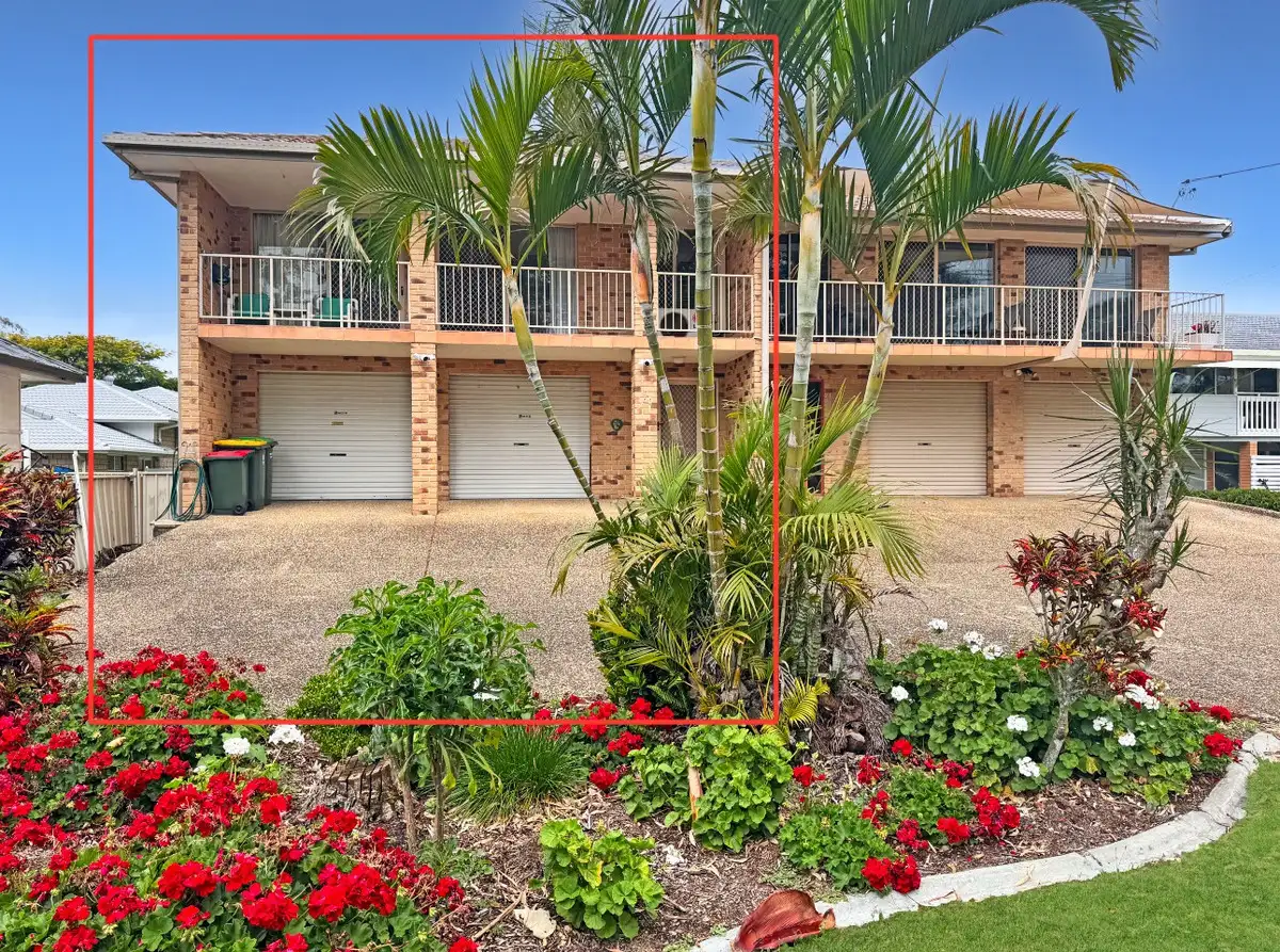 Main view of Homely semi-detached listing, 1/90 Dry Dock Road, Tweed Heads South NSW 2486