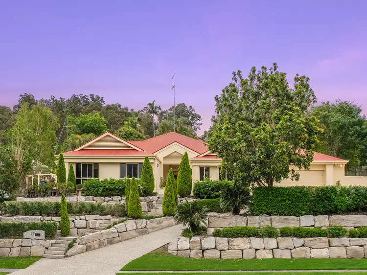 39 Westlake Drive, Mount Ommaney QLD 4074