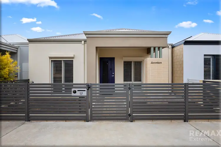 17 Randstone Parade